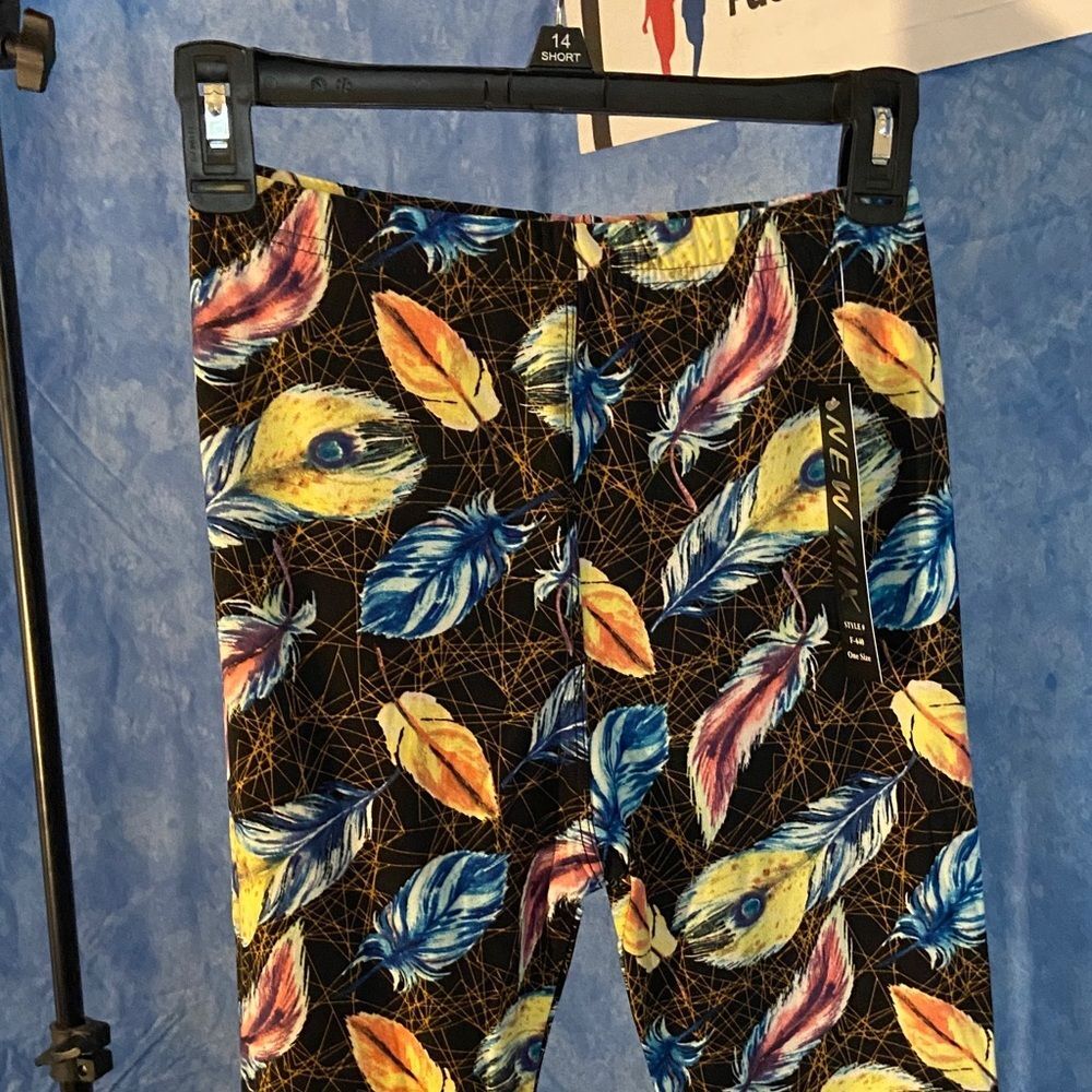 Soft Leggings with Blue and Yellow Feather Pattern, Size 2-12, 15J-L025